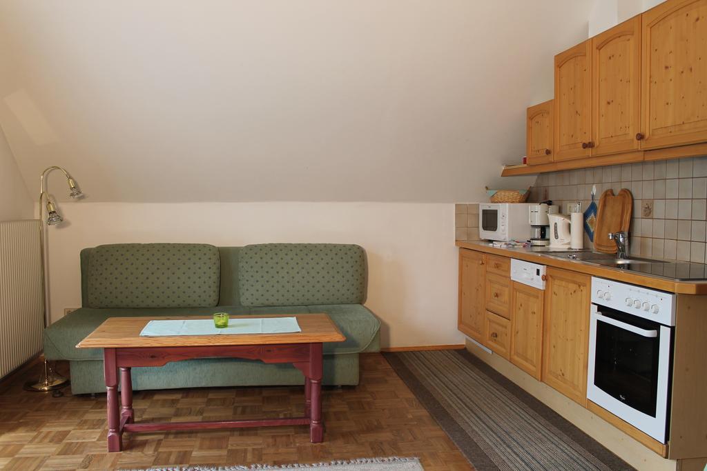 Haralds Ferienwohnungen Bad Kleinkirchheim Zimmer foto