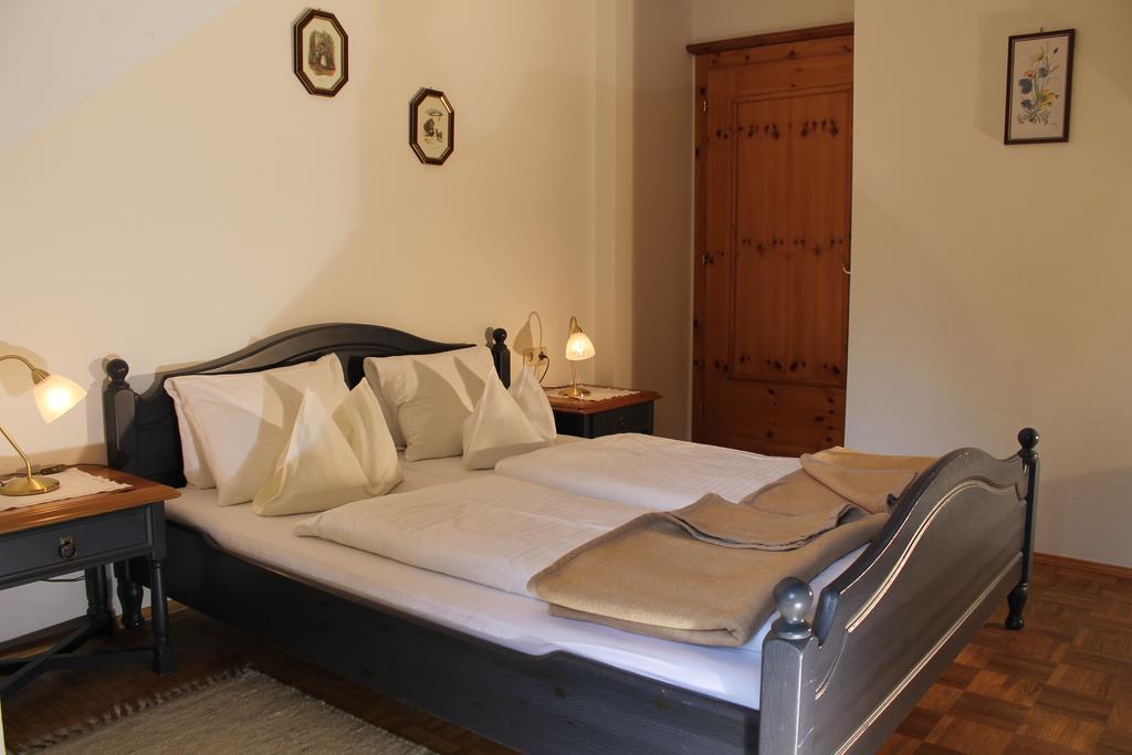 Haralds Ferienwohnungen Bad Kleinkirchheim Zimmer foto