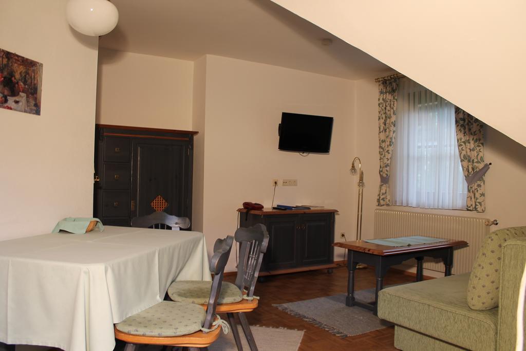 Haralds Ferienwohnungen Bad Kleinkirchheim Zimmer foto