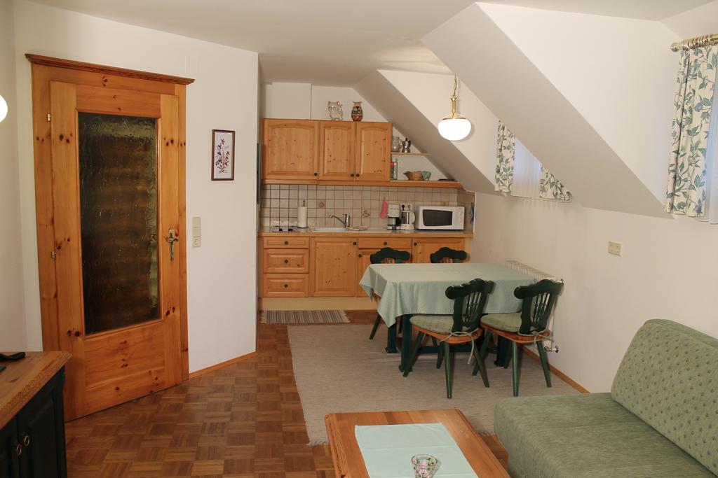 Haralds Ferienwohnungen Bad Kleinkirchheim Zimmer foto